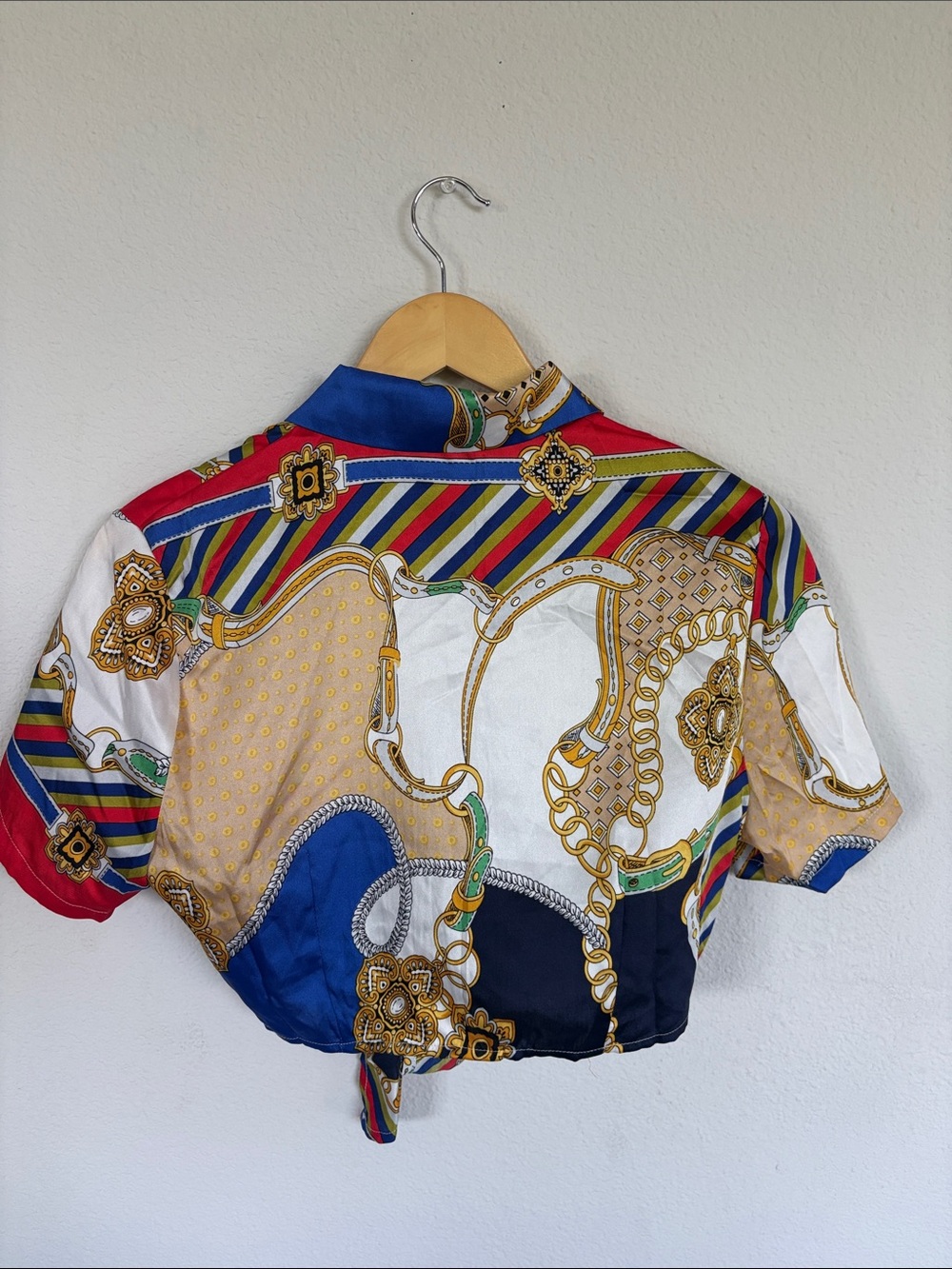 multicolor baroque scarf-print tie-front crop - Picture 3 of 7